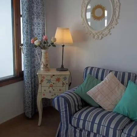 Sleeps 2 Pool Wifi T691566 * Costa Teguise