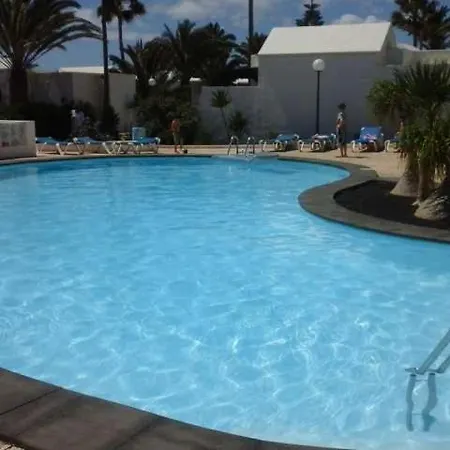 Apartment Sleeps 2 Pool Wifi T691566 Costa Teguise
